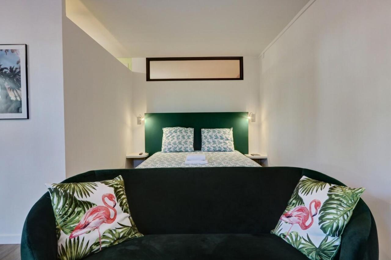 Вилла Fleur De Palmier - Appt T4 Ла-Салин-ле-Бен Экстерьер фото